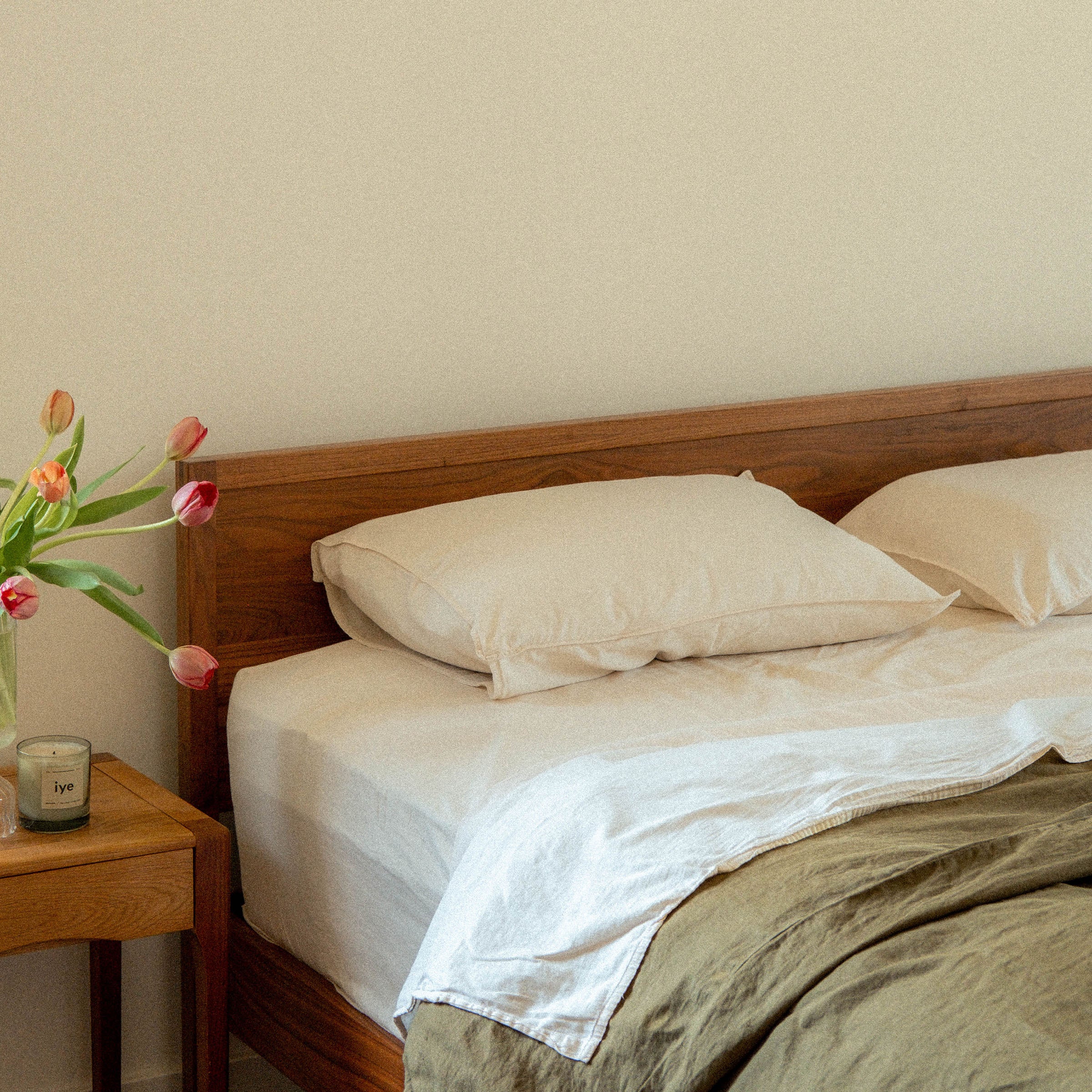 Organic Matte Sateen Sheet Set - Thumbnail 4