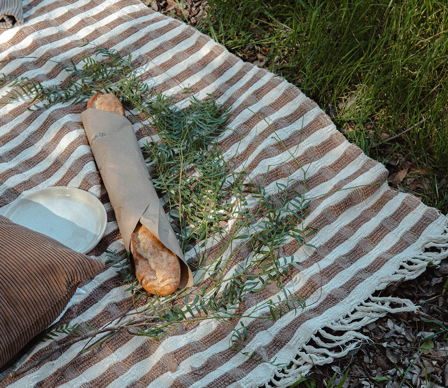 Ramona Throw Blanket - Thumbnail 4